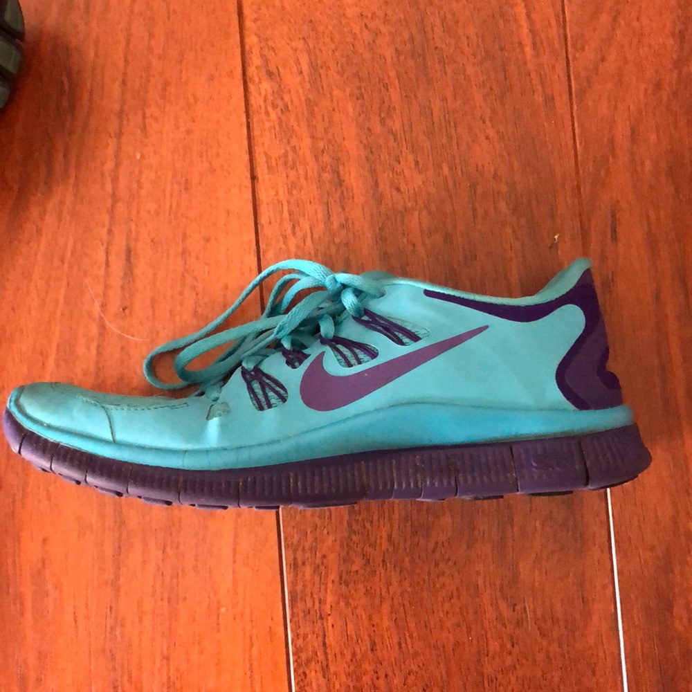 Nike Free Athletic Shoes